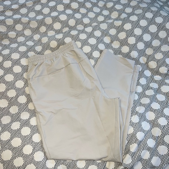 LULULEMON men’s trousers - Picture 3 of 5
